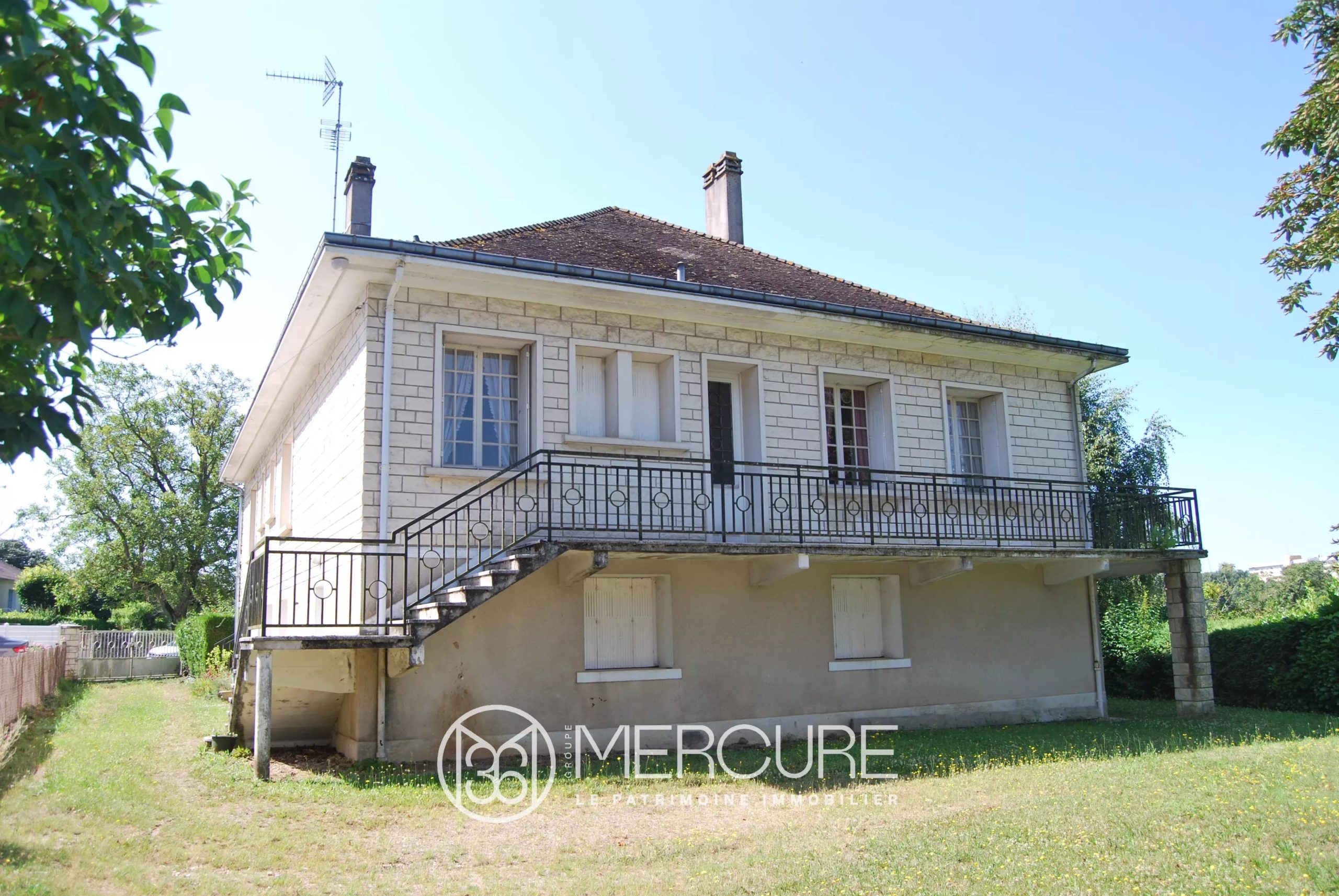 PAVILLON PROCHE CENTRE-VILLE - 9951MO