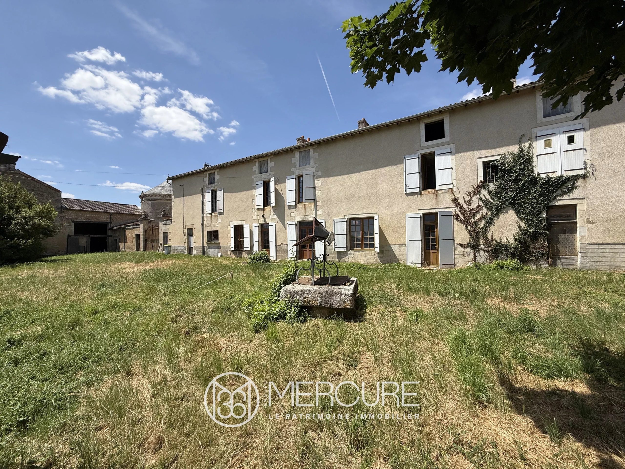 LARGE HOUSE TO RESTORE - 10167PO