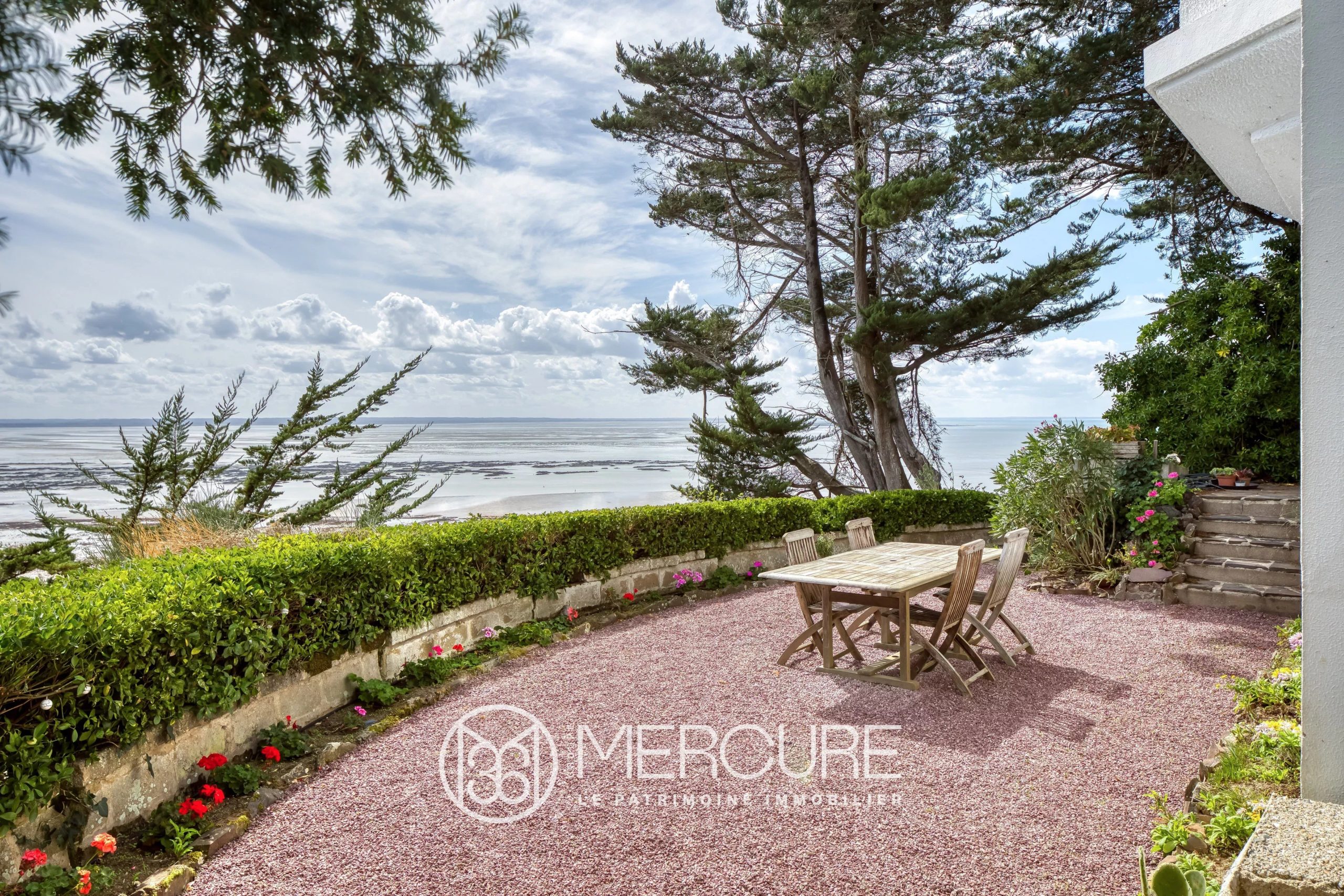 Maison avec vue exceptionnelle sur la baie du Mont Saint-Michel - 21349NO