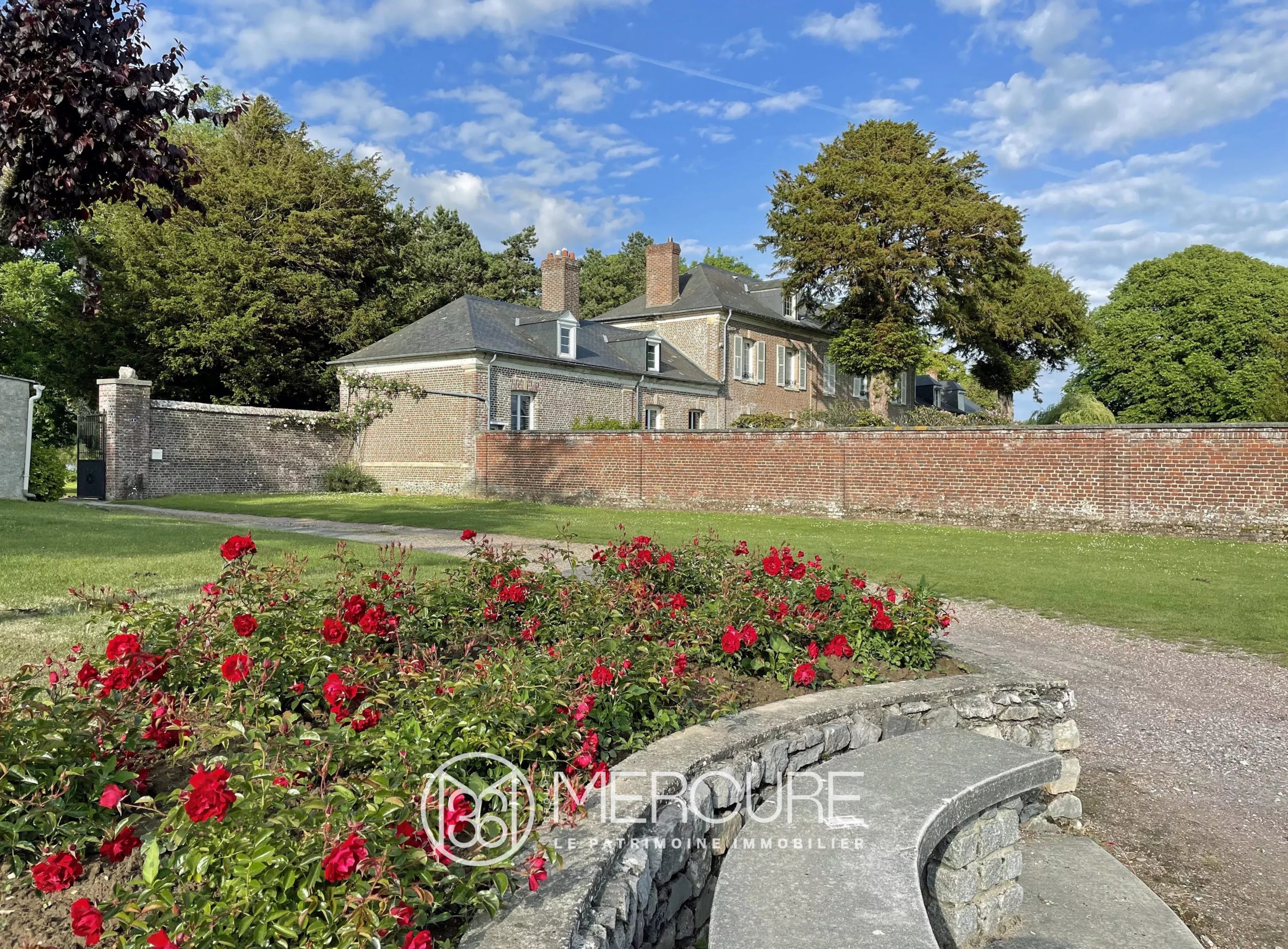 PROCHE BAIE DE SOMME – CHÂTEAU XIXe - 20928NC
