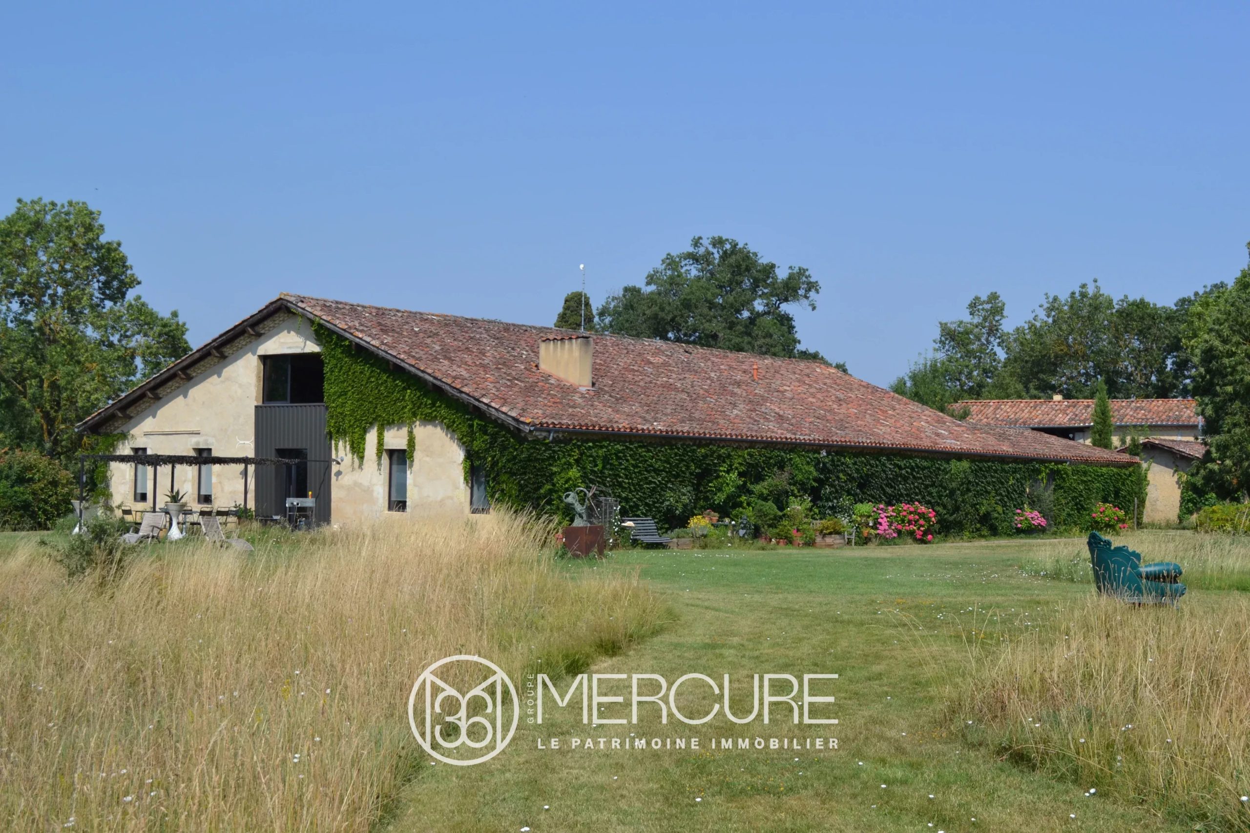 GERS – GIMONT – PISCINE – VUE SUR PYRÉNÉES – MAISON DE GARDIEN - 9299TS