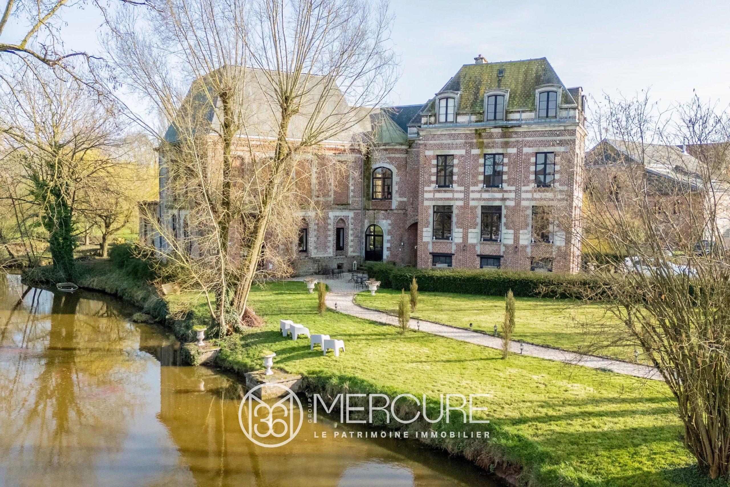 BEAU CHATEAU D&rsquo;AGREMENT – PARC PAYSAGER - 21550NC