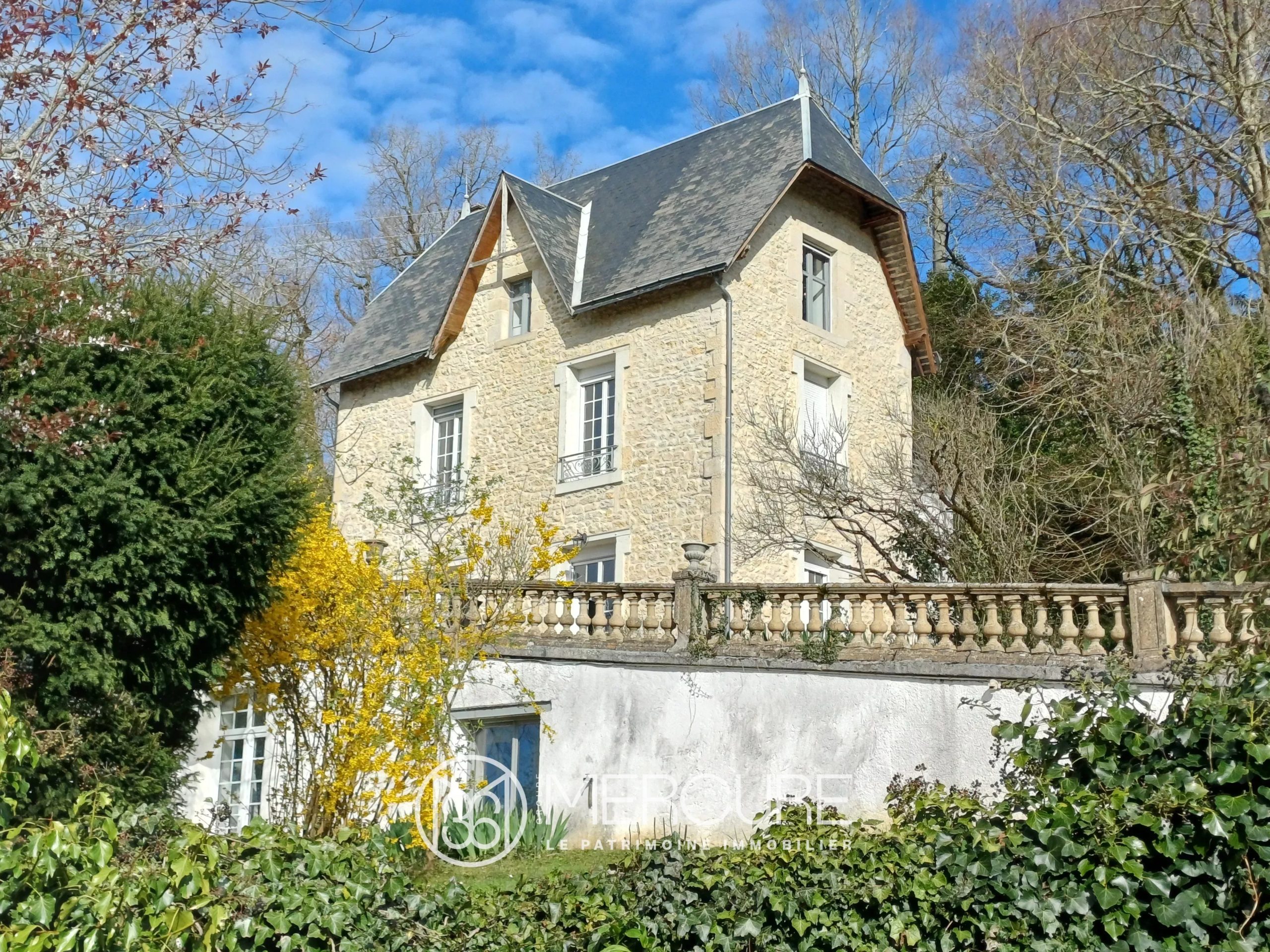 Propriété 2 gîtes piscine - 23359