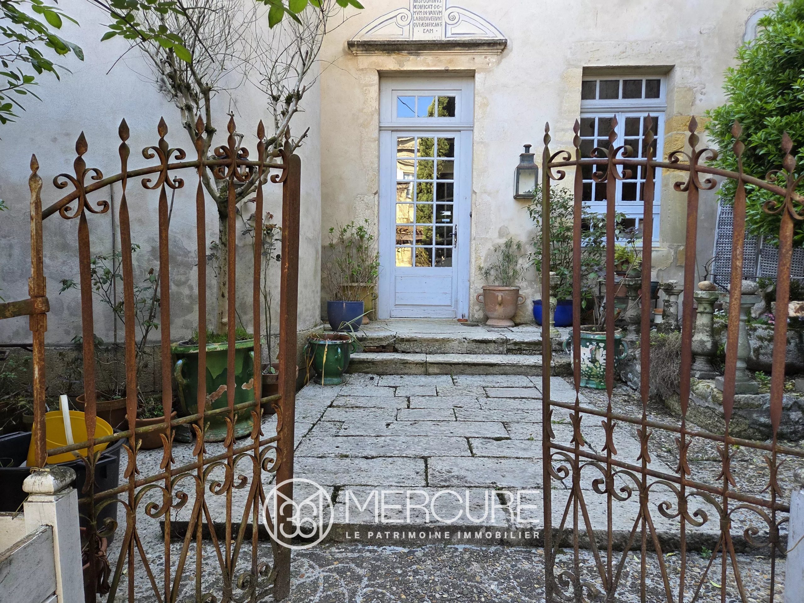 BAZAS – HOTEL PARTICULIER - 901097bx