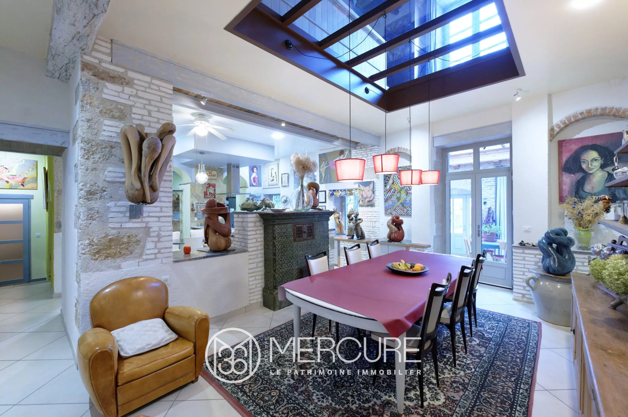 Maisons d’artiste/d’hôtes/de famille entièrement rénovées aux portes du Jura - 21567VA