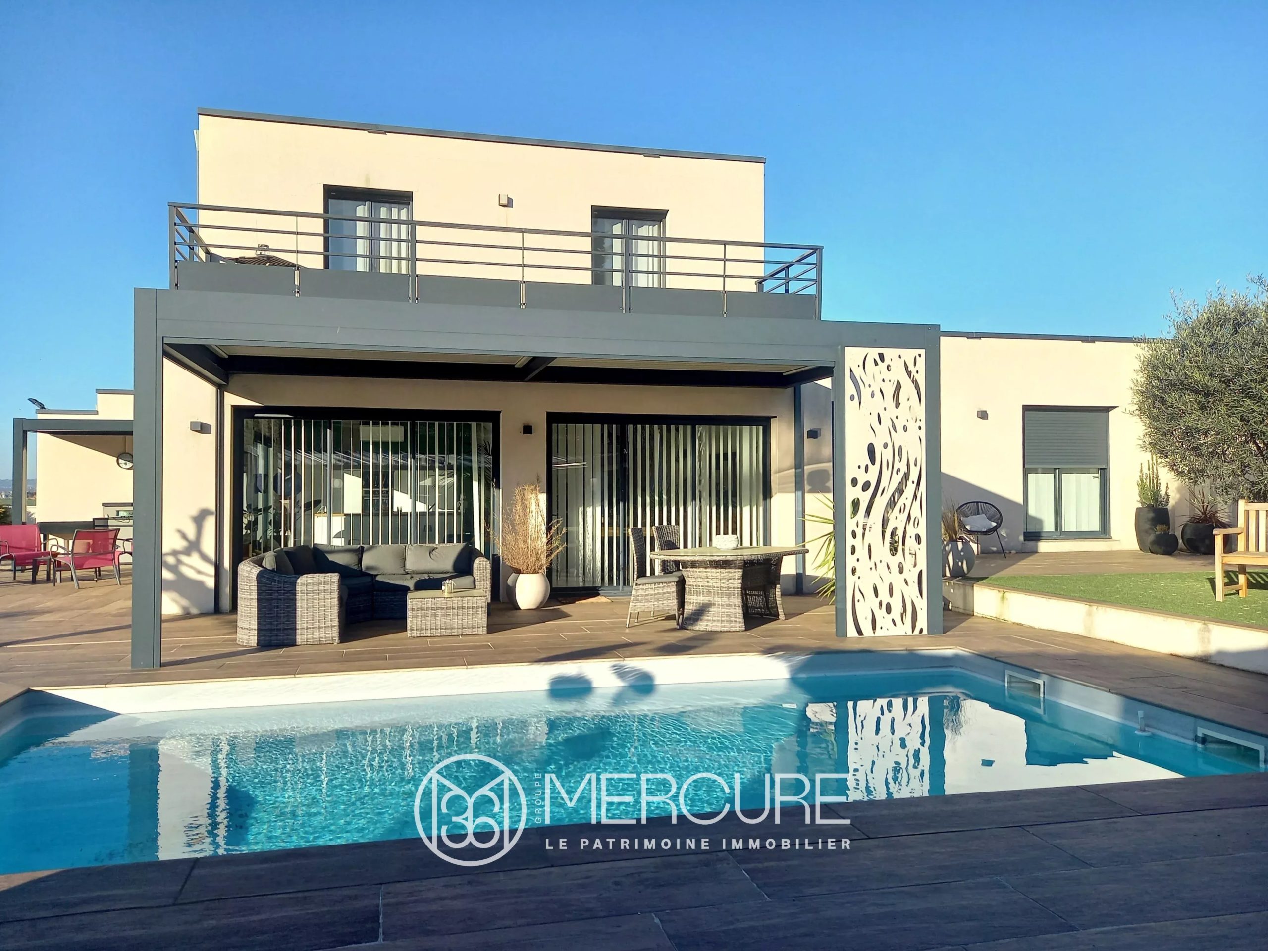 Villa d&rsquo;architecte avec piscine - 5054LY