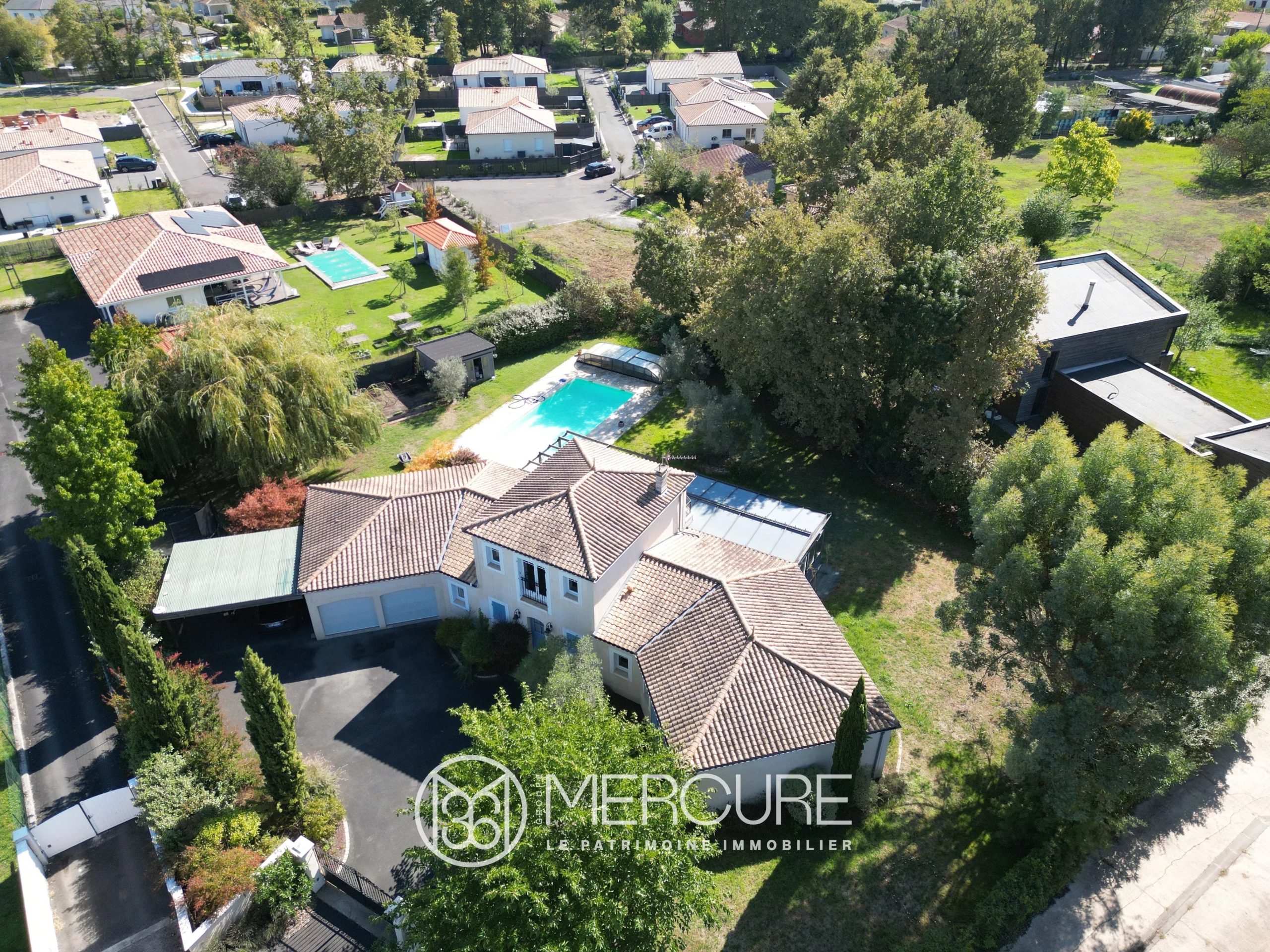 MAISON DE FAMILLE AUX PORTES DU MEDOC - 900999bx