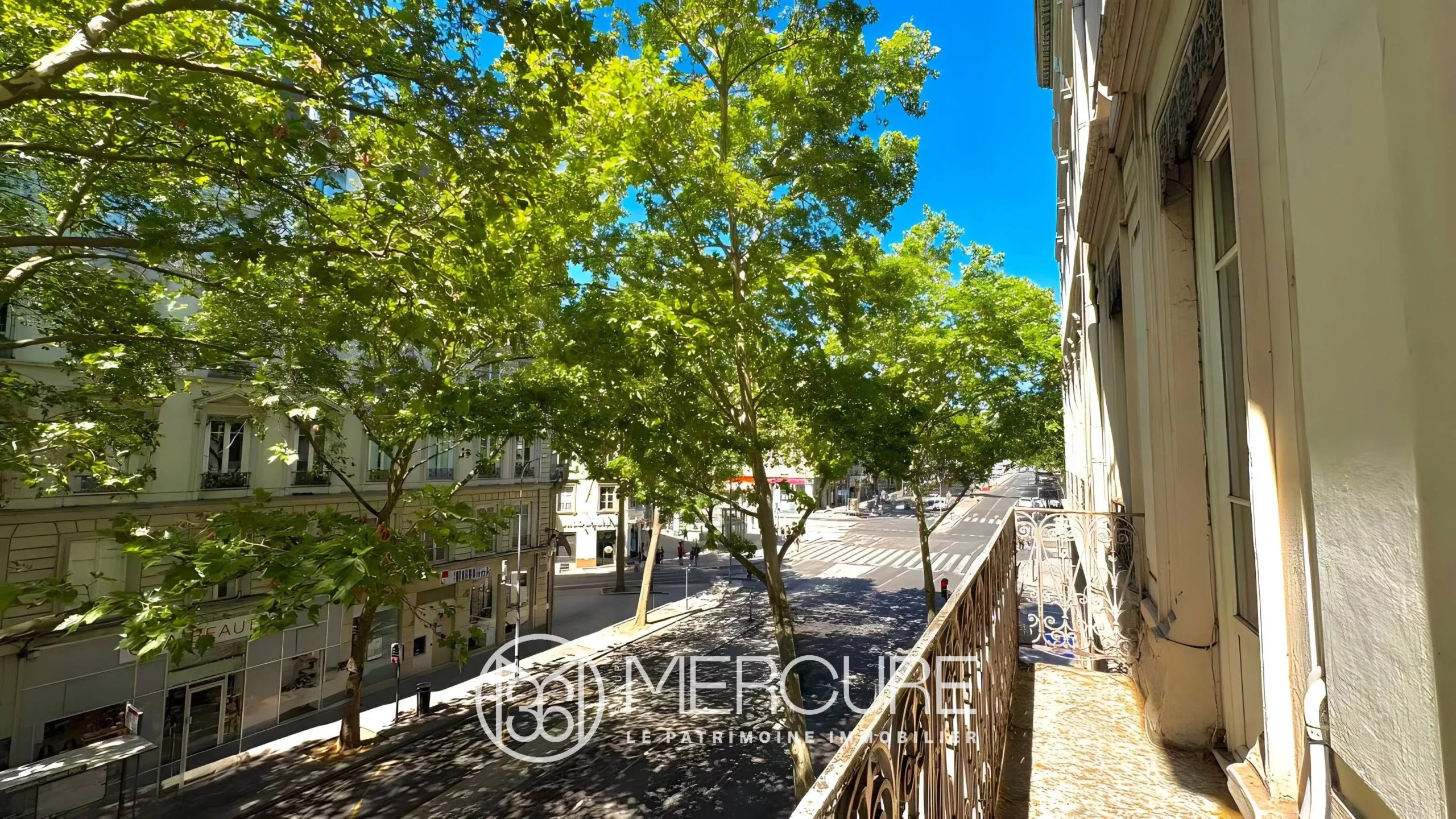 T6 Rare à la vente – Fort potentiel au cœur de Lyon - 5105LY