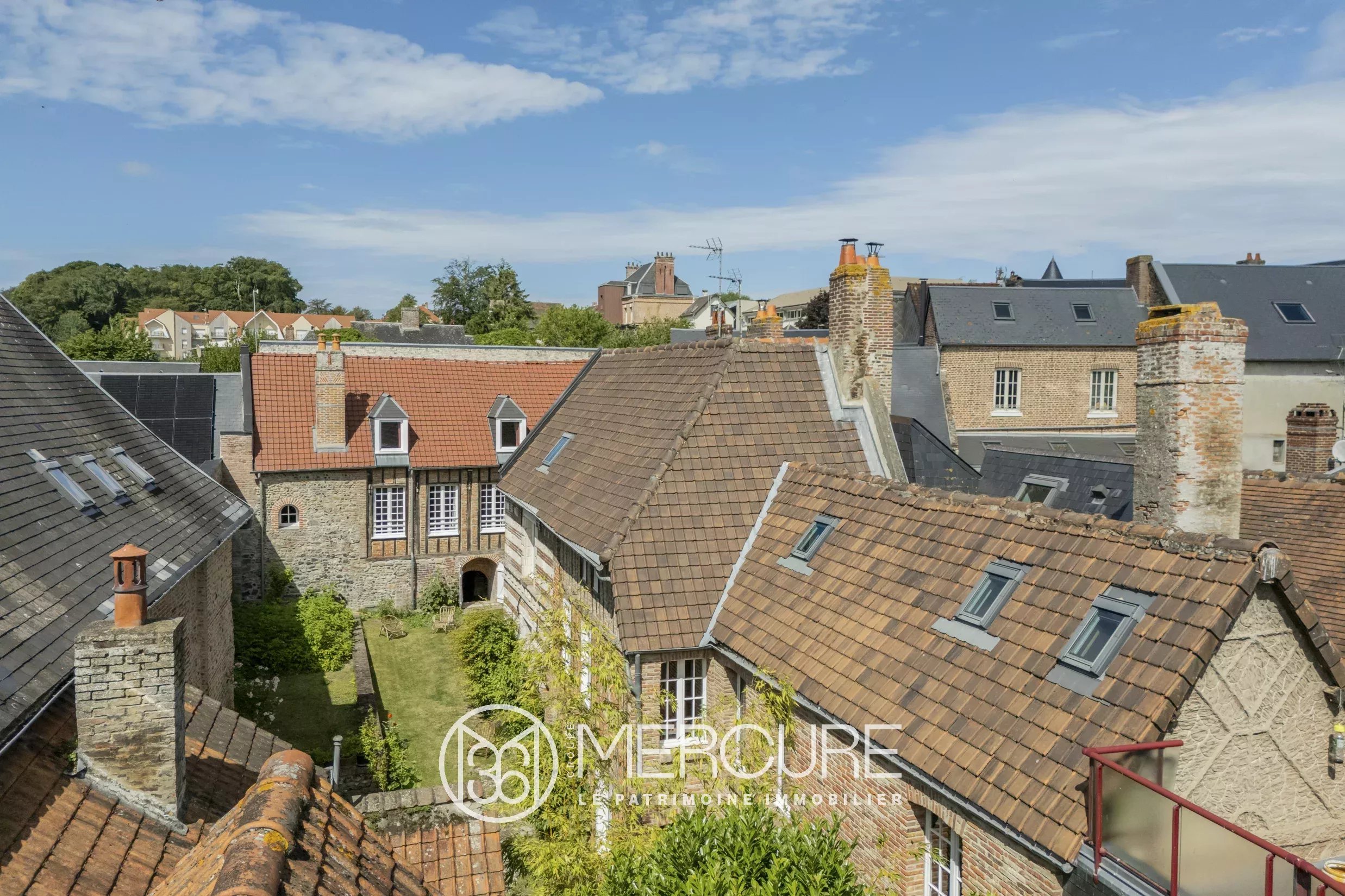 Exclusive: Baie de Somme- character home with independent living unit - 21683NC