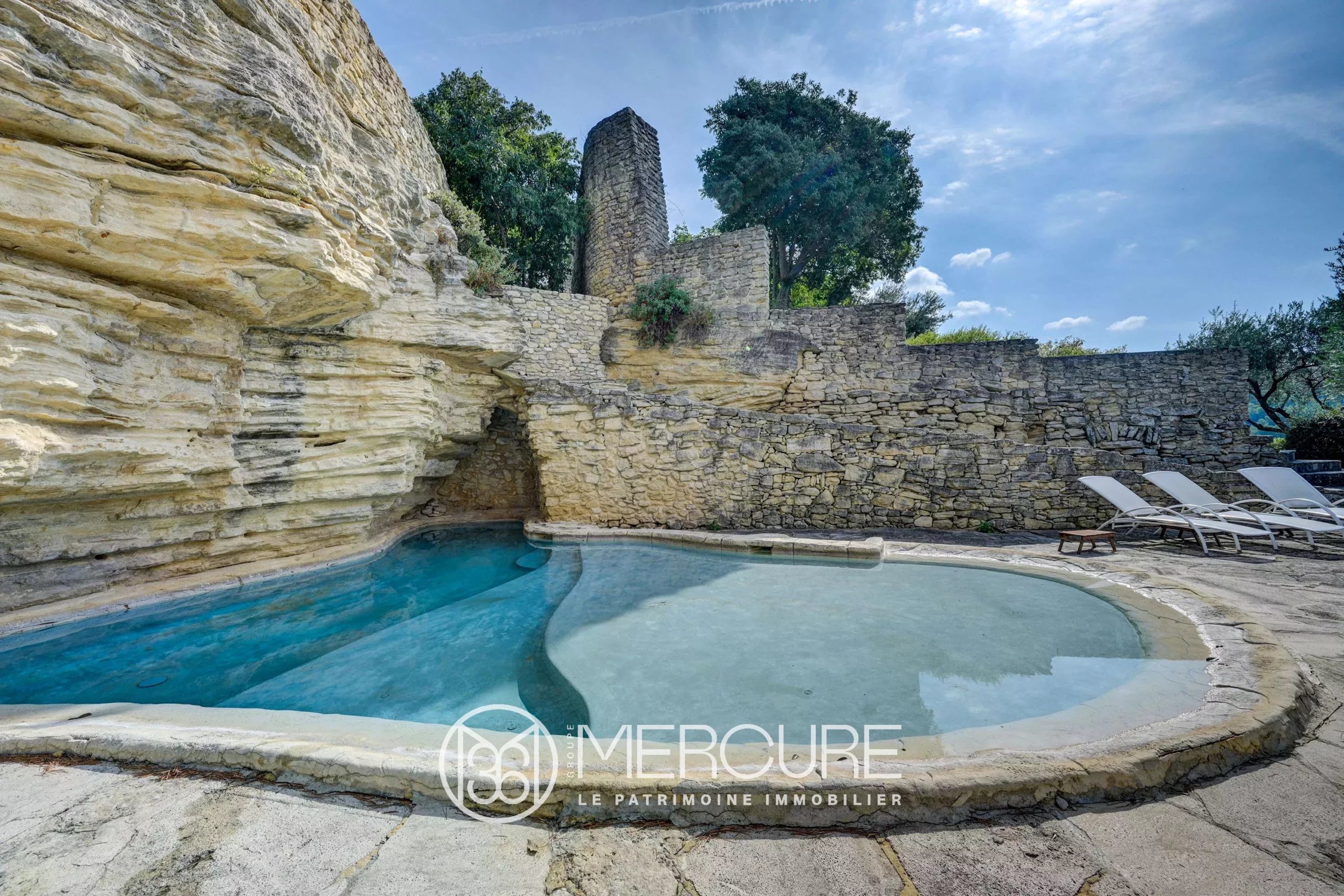 South of France,  chateau with panoramic view - 20543LR
