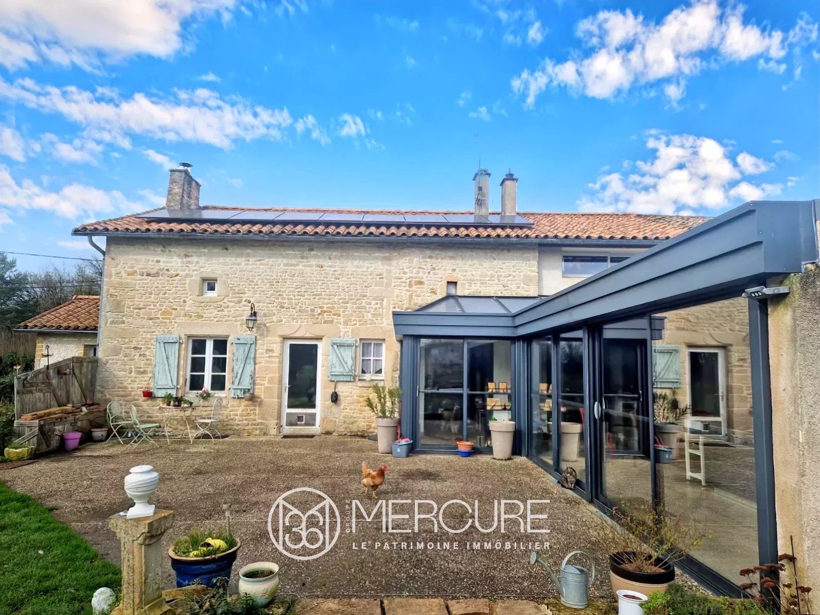 Ancien corps de ferme rénové en pierre sur 1.5 ha - 23401