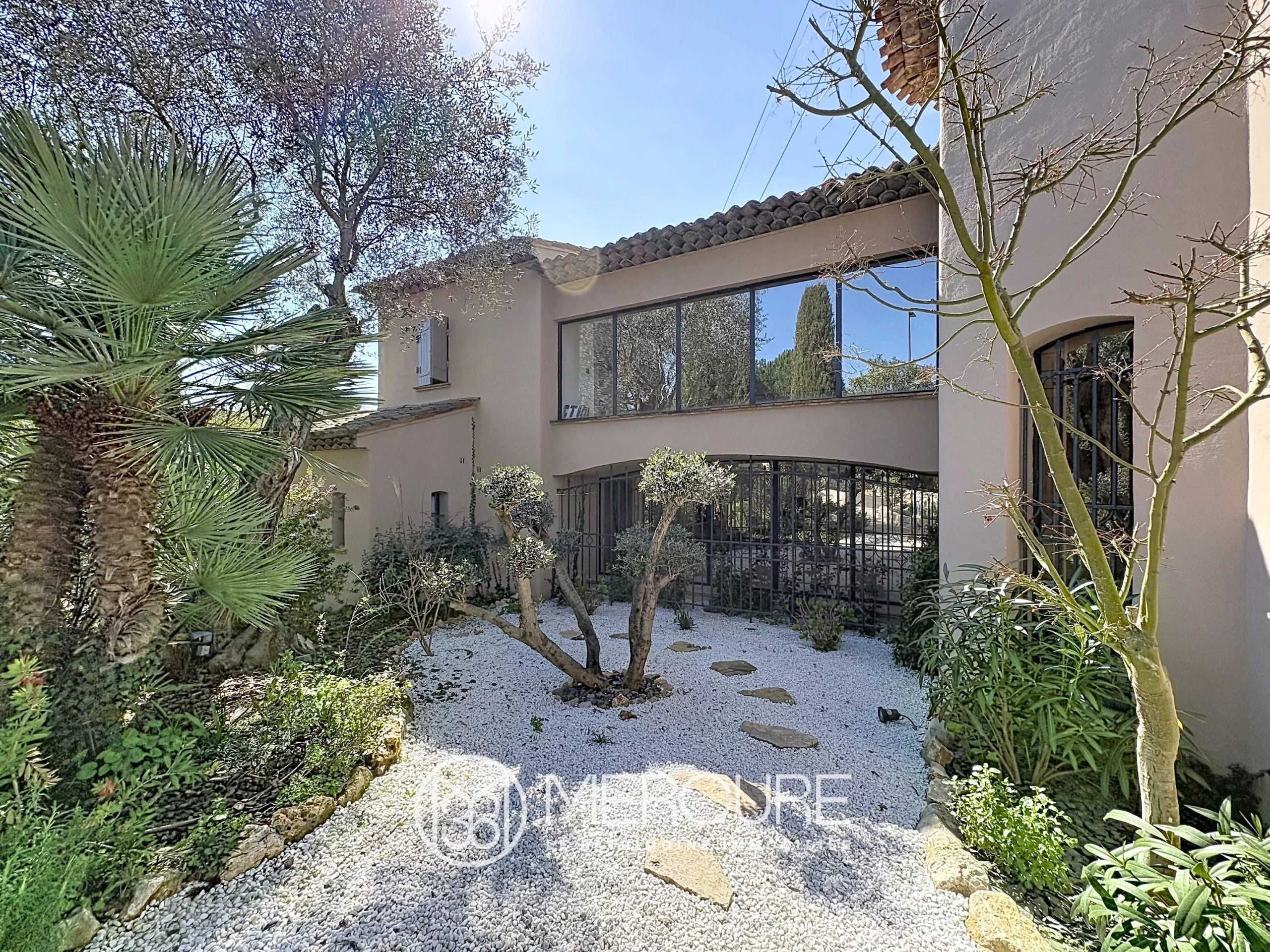 Mougins – Propriété rénovée avec vue panoramique - 21591CA