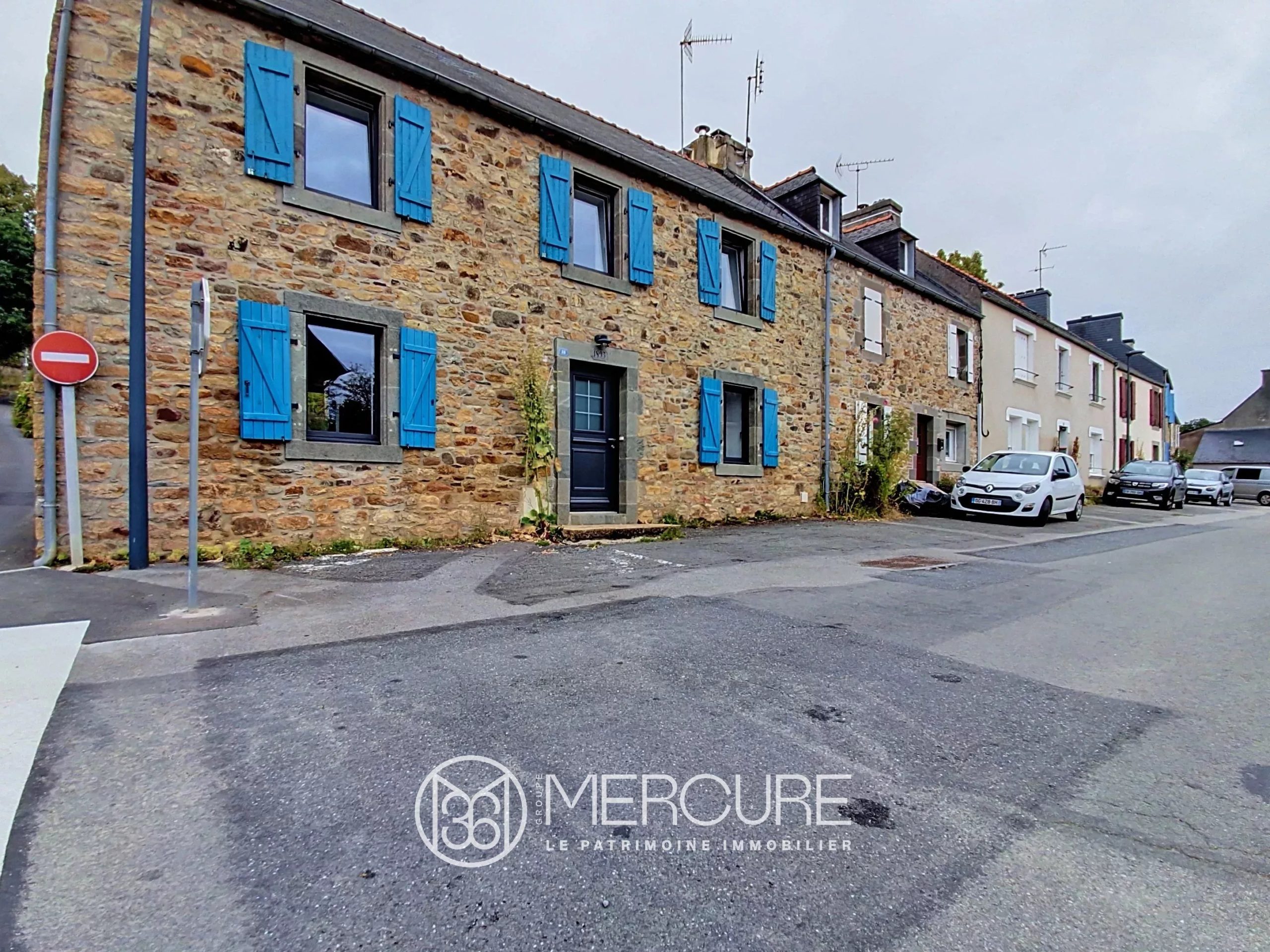 EXCLUSIVITE  – MAISON DE BOURG TRADITIONNELLE - 21755BR