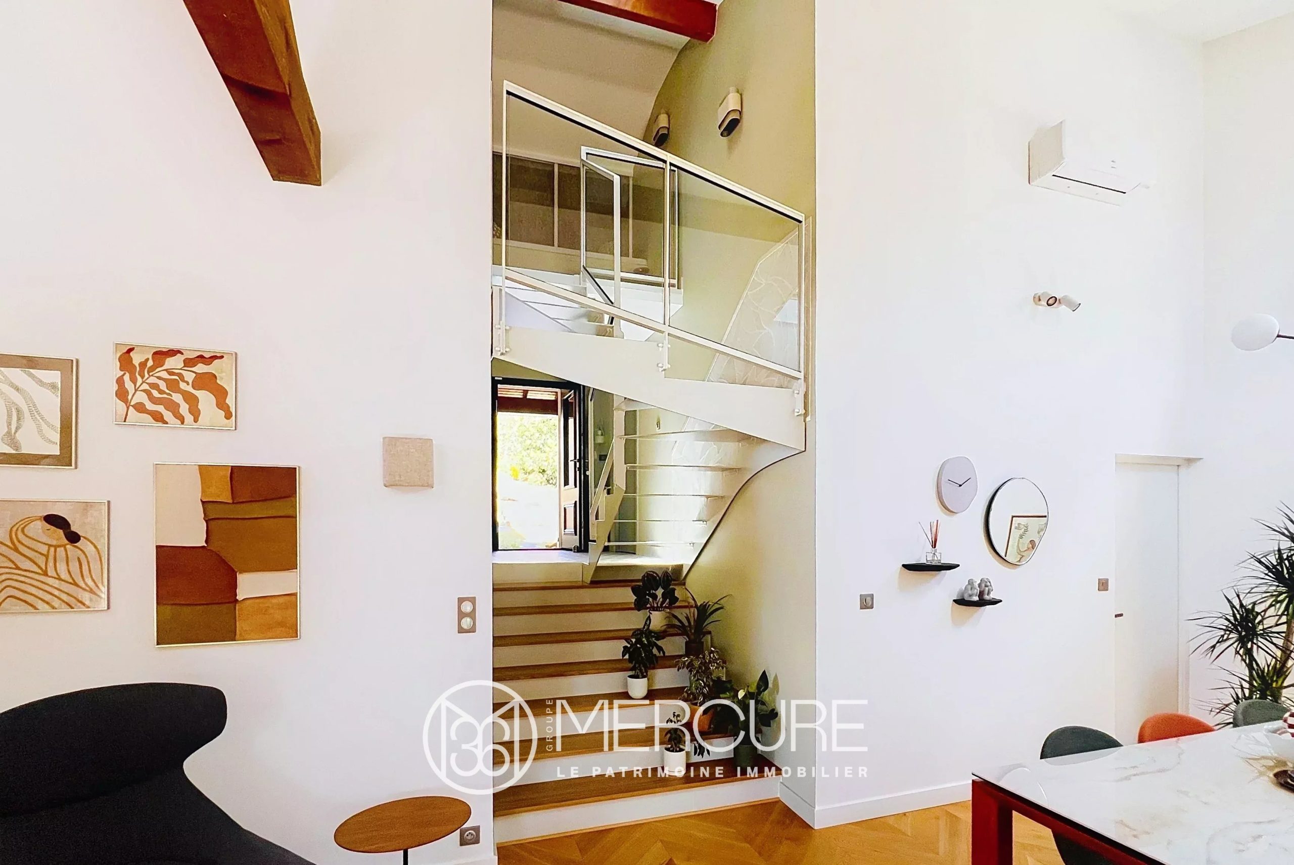 VILLA RENOVEE – 5 CHAMBRES – PISCINE – 15 MINUTES DE TOULOUSE - 9367TS