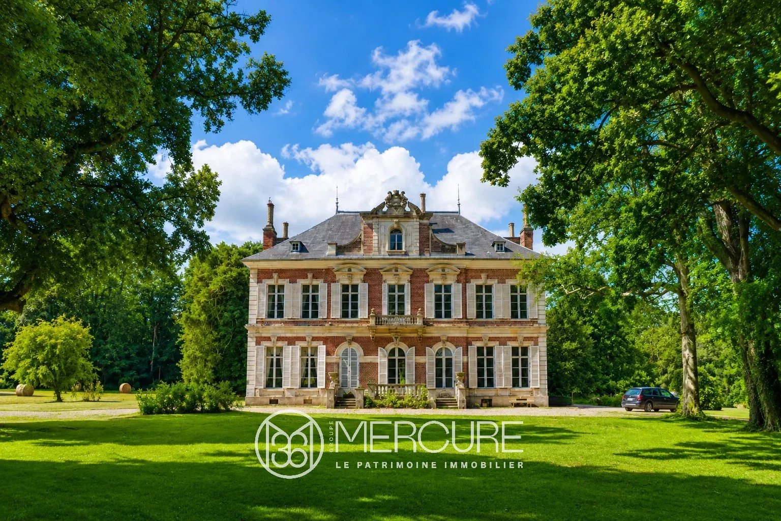 SOMME – CHATEAU ET DEPENDANCES DANS UN PARC DE 5HA - 80636PI