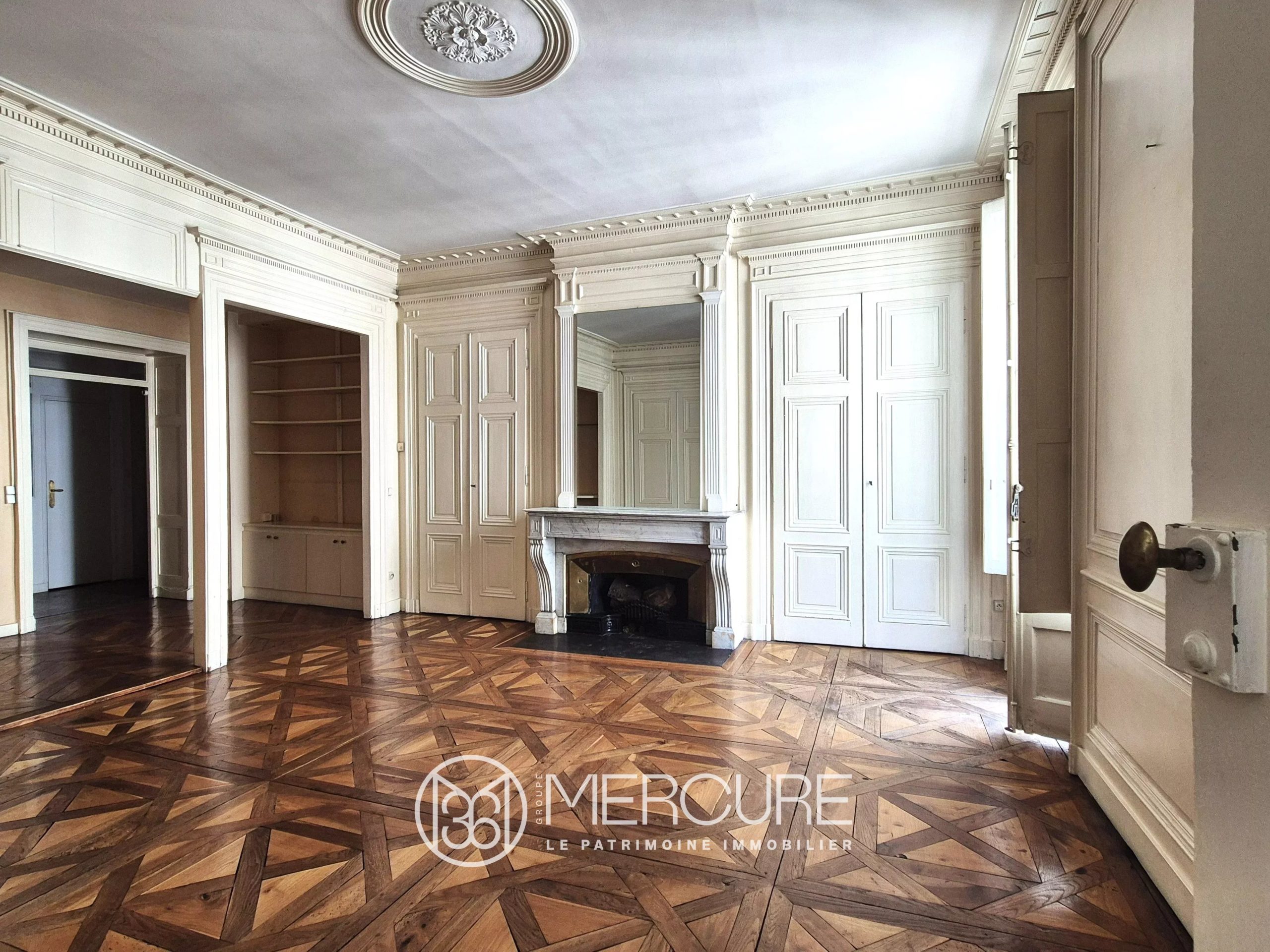 Lyon 2e – Ainay – Appartement de 117,87 m² avec balcon - 5133LY