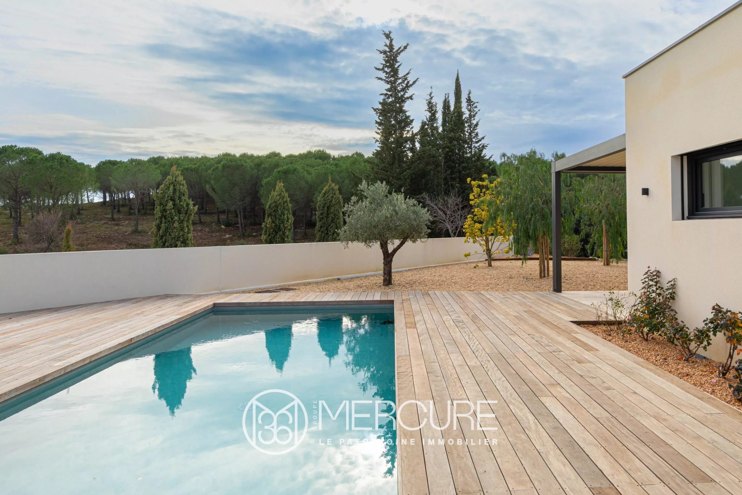 Magnifique Demeure Contemporaine entre Nimes et Montpellier - 21508LR