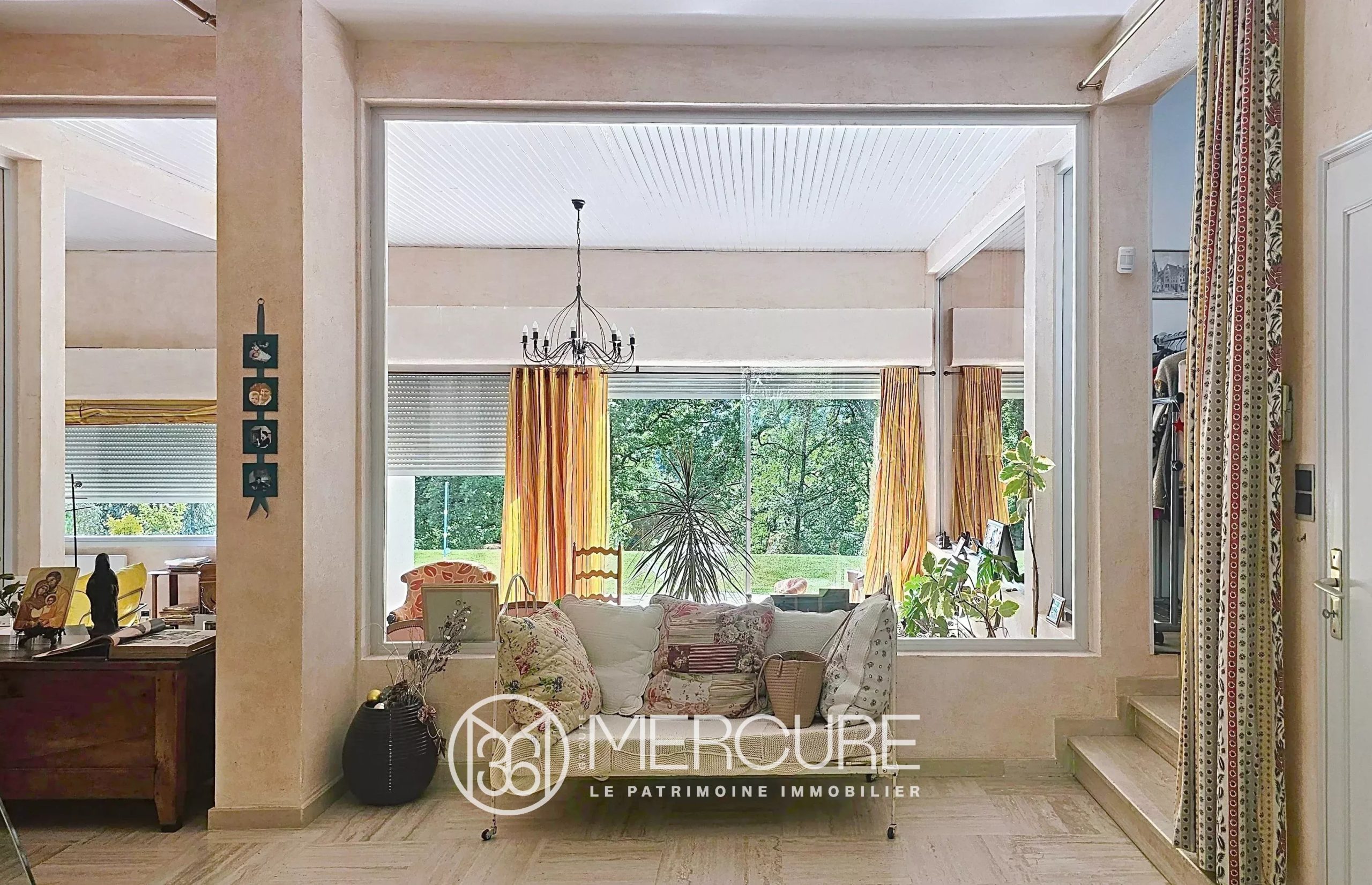 Elegant Family Home with Swimming Pool on the Outskirts of Albi - 9347TS