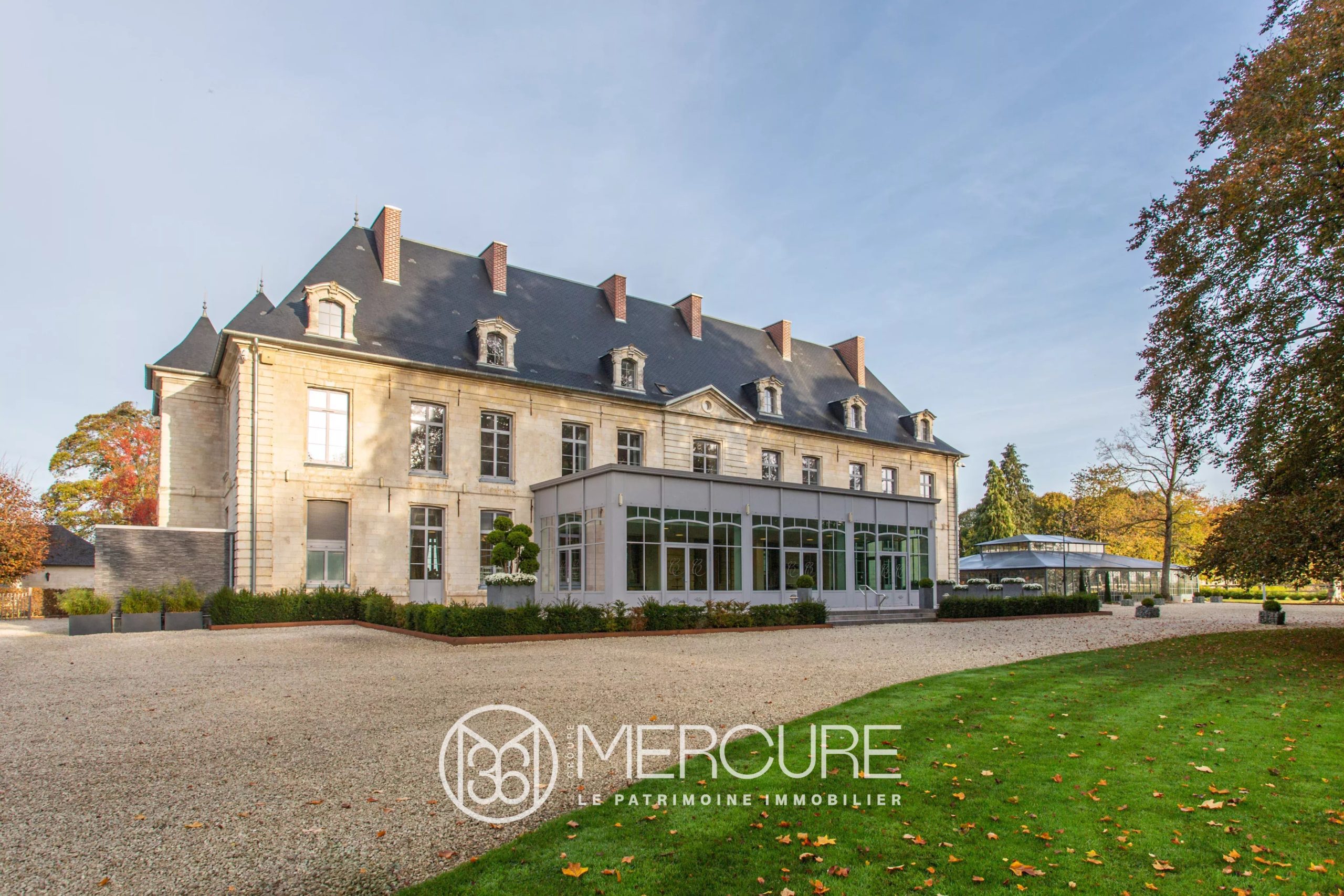 North of France – restored 18th century chateau set on 11ha - 20232NC